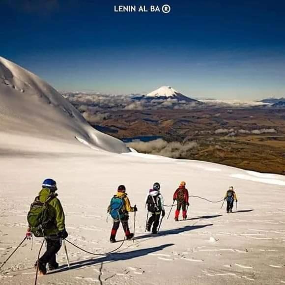 Hostal Adventure Climbers Latacunga Exterior foto