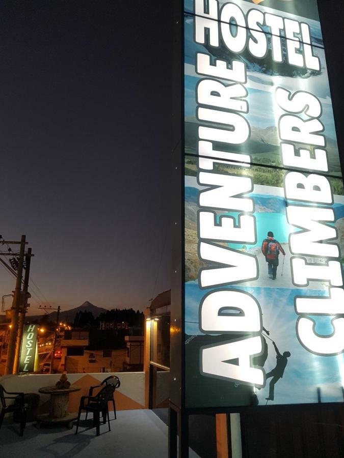 Hostal Adventure Climbers Latacunga Exterior foto
